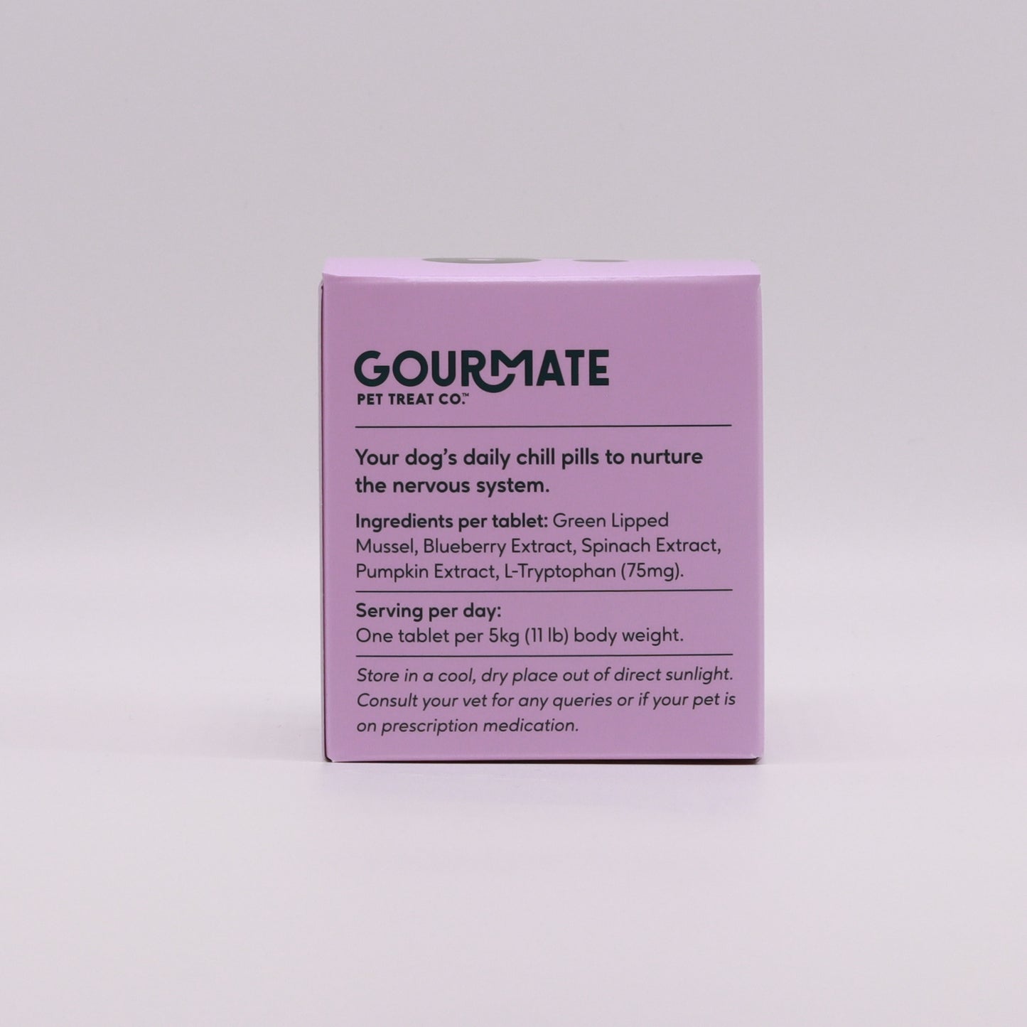 Purple "Gourmate Pet Treat Co." box contains Chill treats for dogs with calming L-tryptophan and natural ingredients like Green Lipped Mussel, plus clear storage instructions.