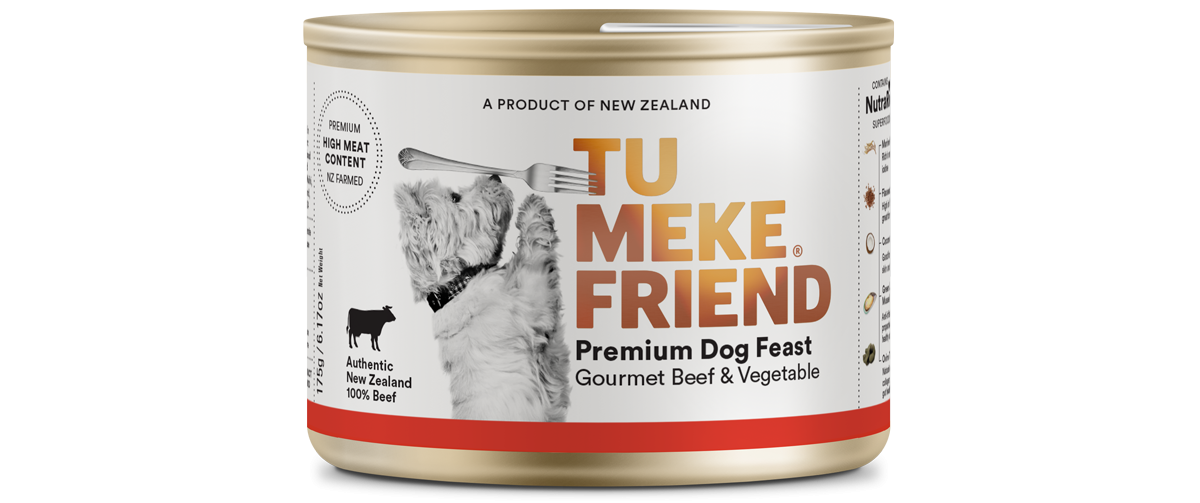 Introducing CLEARANCE: Tu Meke Friend Gourmet Beef & Vegetable Dog Food (175g cans) by Your Whole Dog, crafted with the highest quality ingredients to provide your furry friend with a nutritionally balanced meal. Our dog food offers an exceptional combination of high protein.
